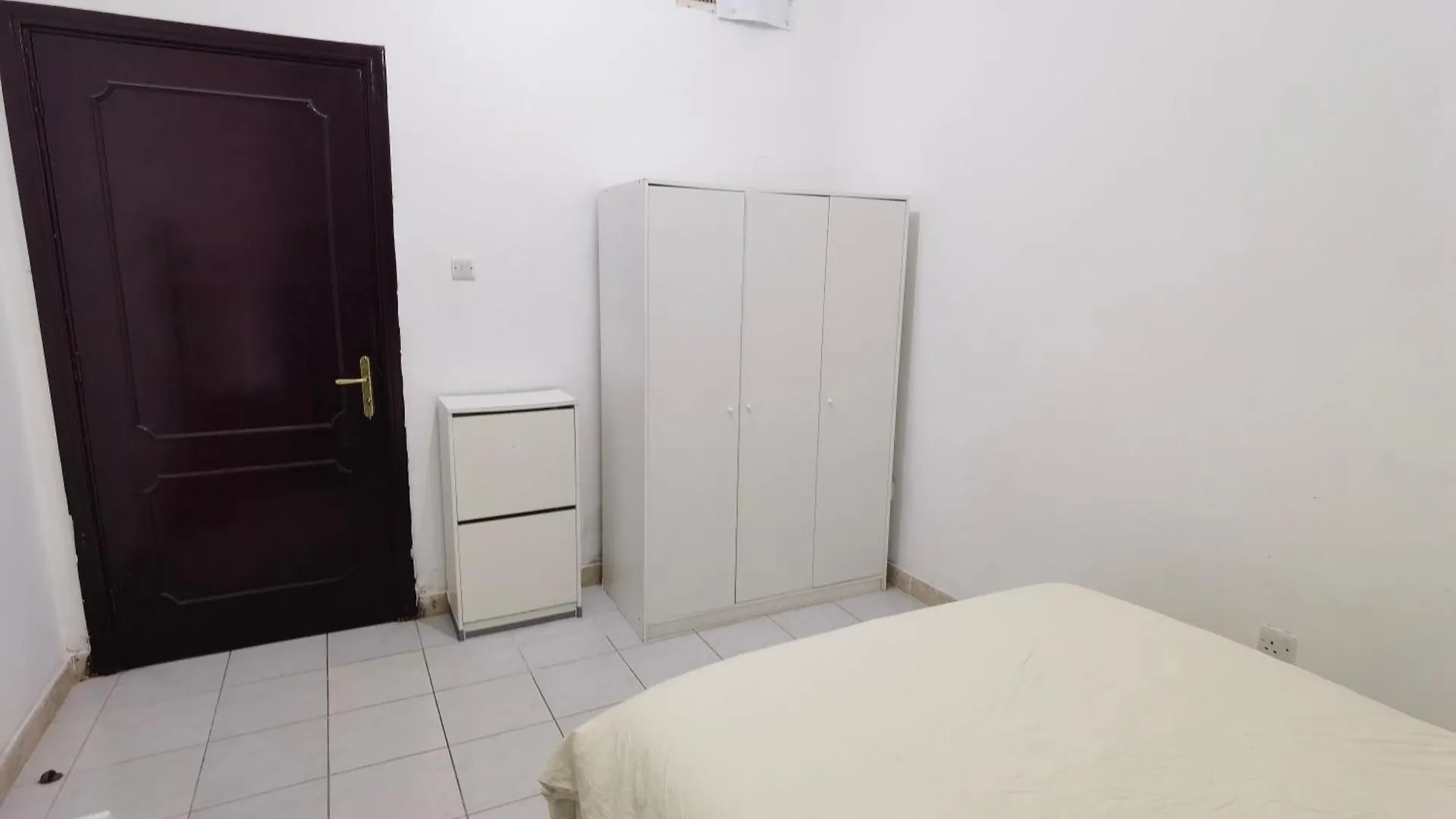 Homestay Ms. Zhang Apartment Abu Dhabi United Arab Emirates